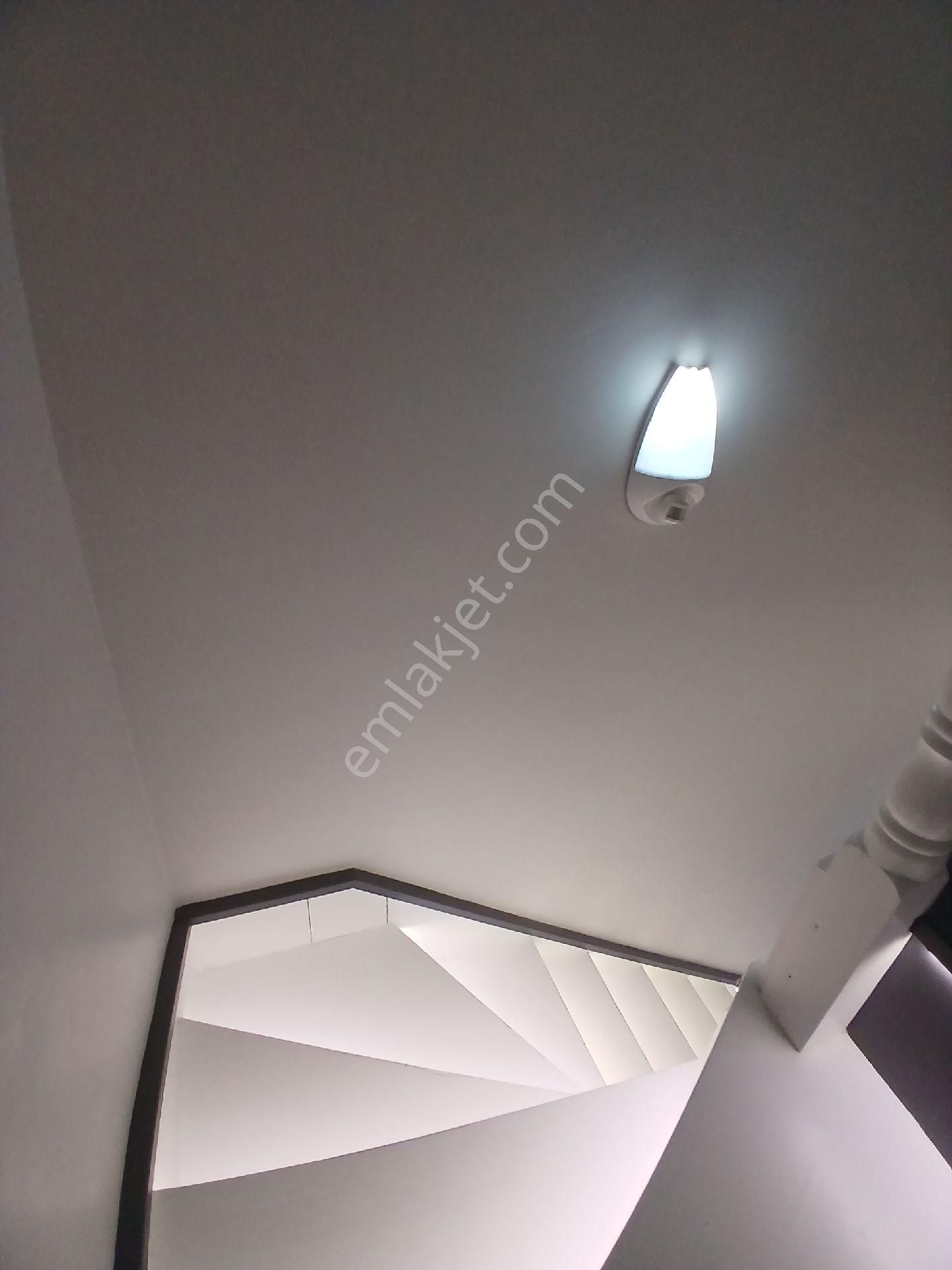 İzmir Torbalı Ertuğrul Mahallesinde Sadık İleri Bulvarında Dublex - Görsel 19