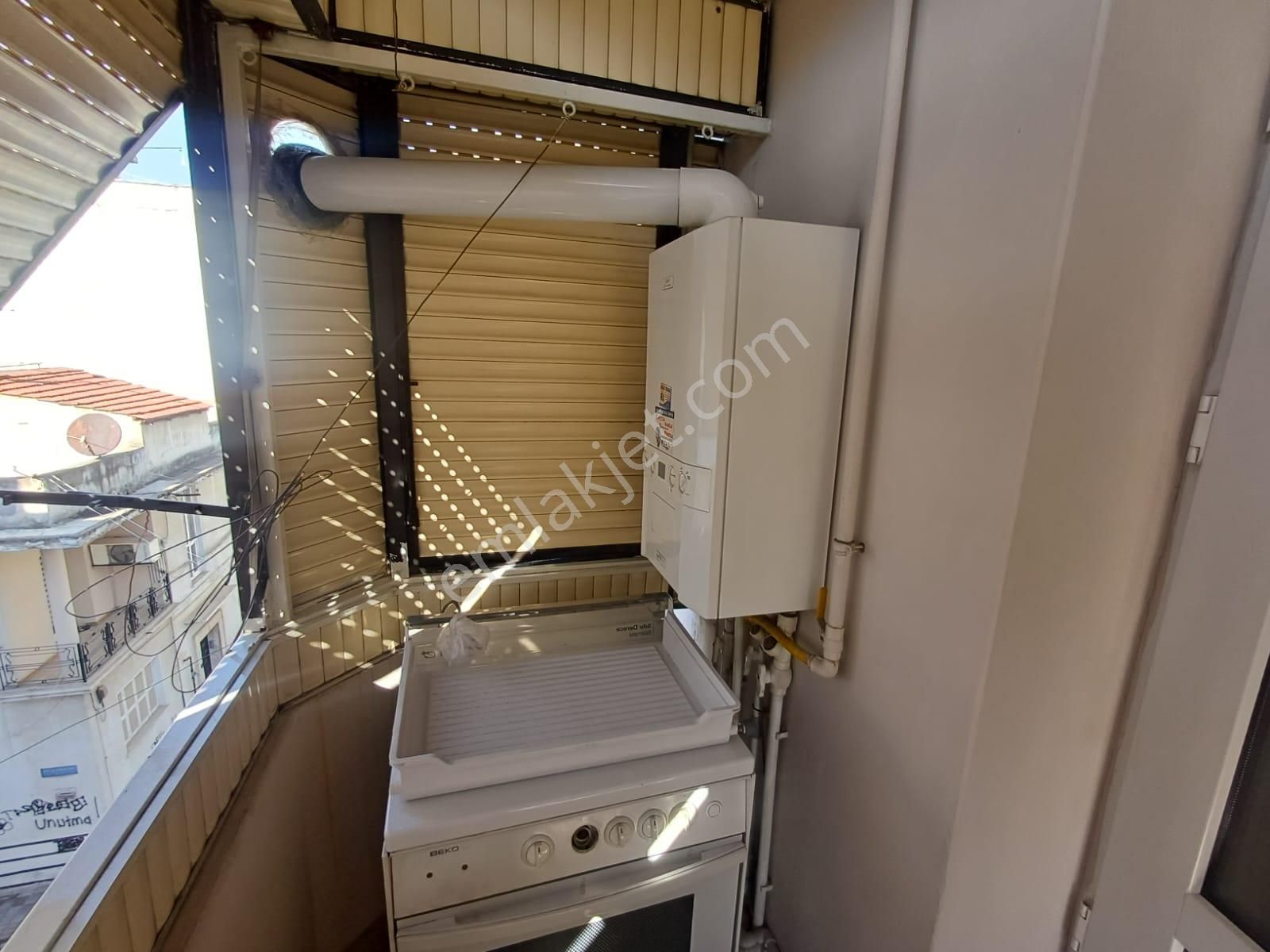 Merkezi Konumda Doğalgazlı 2+1 Daire - Görsel 18