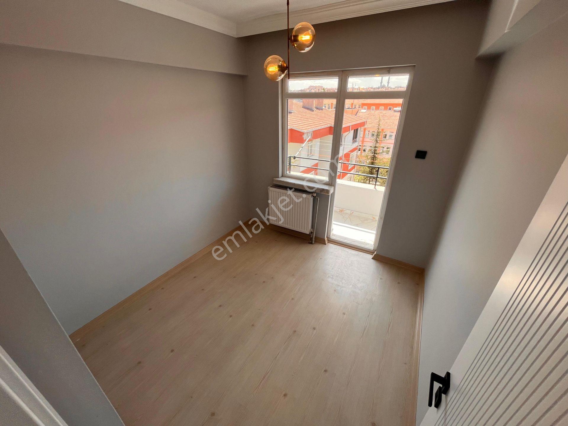 Ankara Kazanç'tan Andiçende Ultra Lüks Yapılı Site İçerisinde Satılık Salon Bağımsız 3+1 Daire - Görsel 28