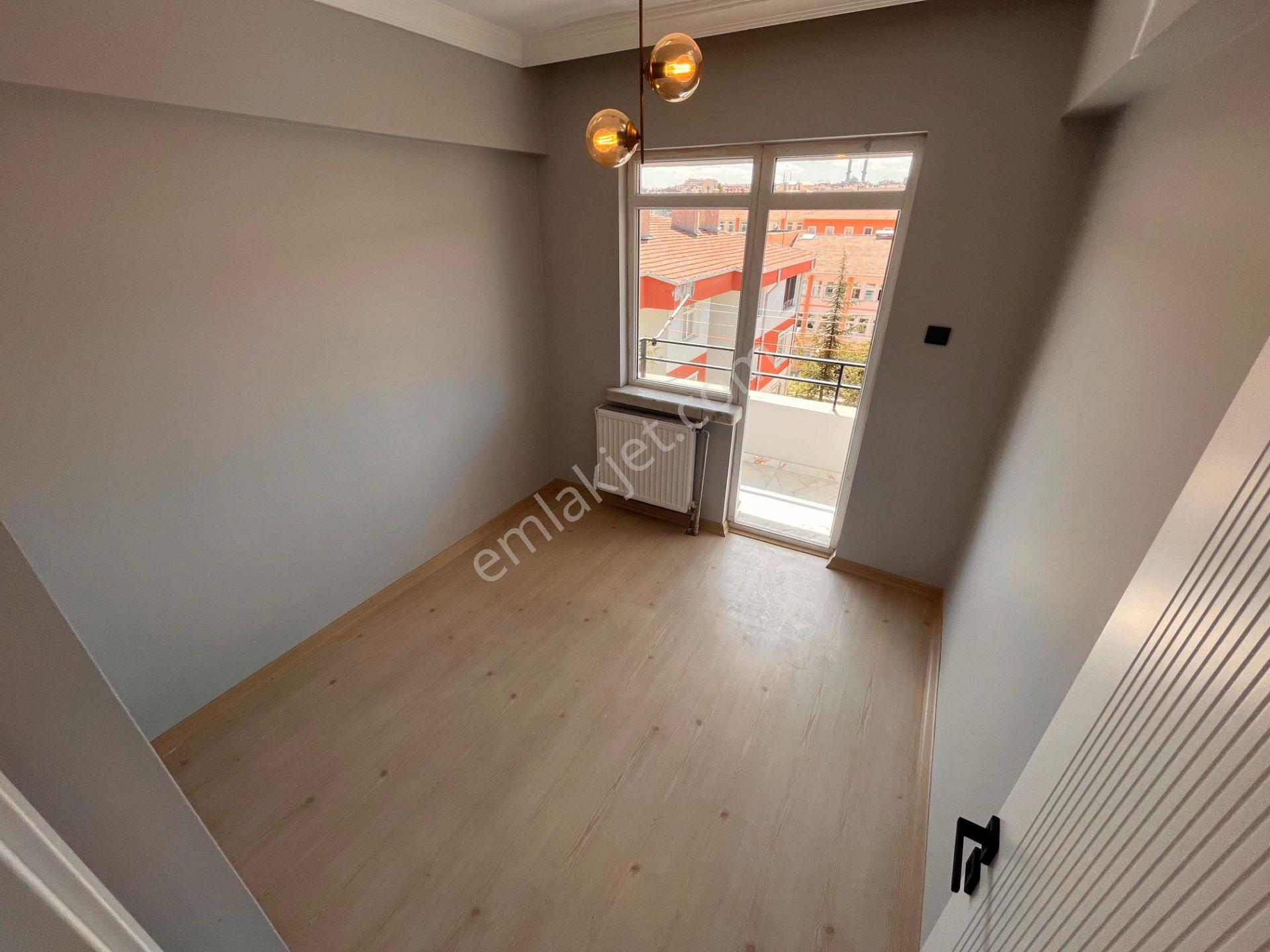 Ankara Kazanç'tan Andiçende Ultra Lüks Yapılı Site İçerisinde Satılık Salon Bağımsız 3+1 Daire - Görsel 29