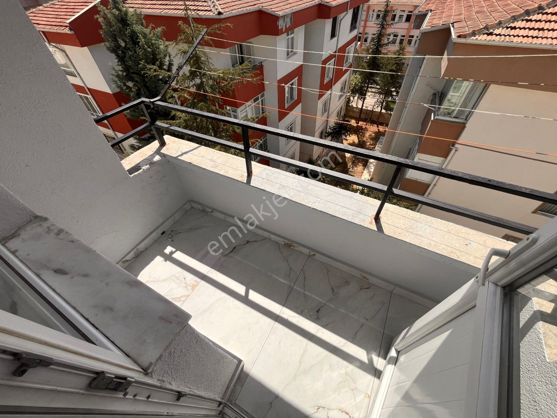 Ankara Kazanç'tan Andiçende Ultra Lüks Yapılı Site İçerisinde Satılık Salon Bağımsız 3+1 Daire - Görsel 6