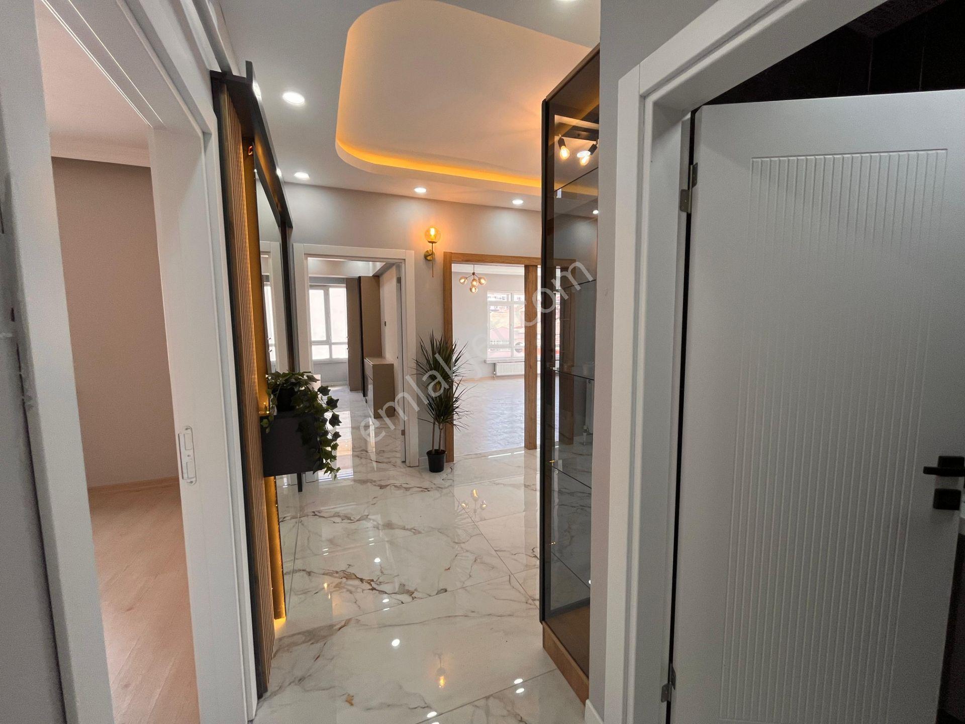 Ankara Kazanç'tan Andiçende Ultra Lüks Yapılı Site İçerisinde Satılık Salon Bağımsız 3+1 Daire - Görsel 22