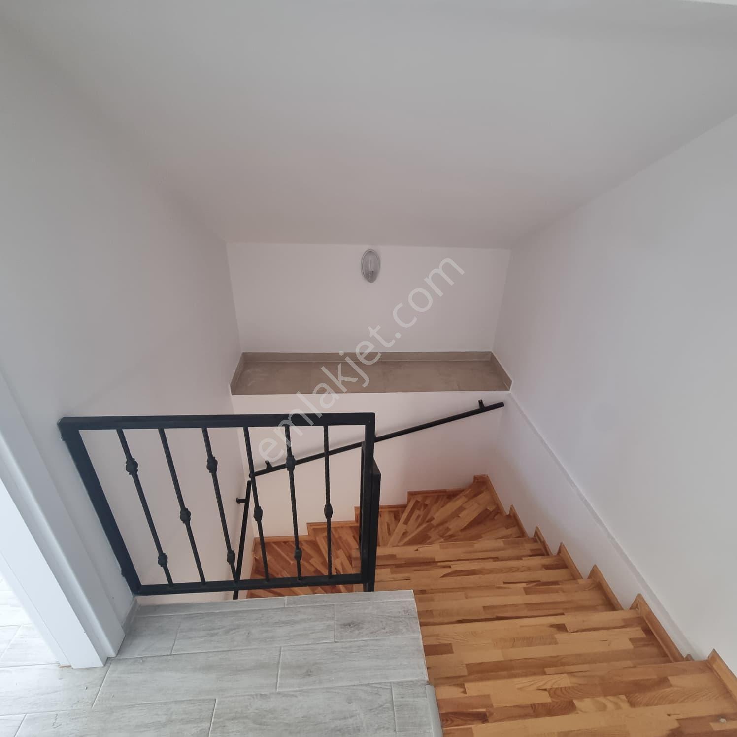 Rota'dan Şehir Merkezinde Sıfır Yapı 120m² Acil Satılık 2+1 Dubleks Daire - Görsel 4