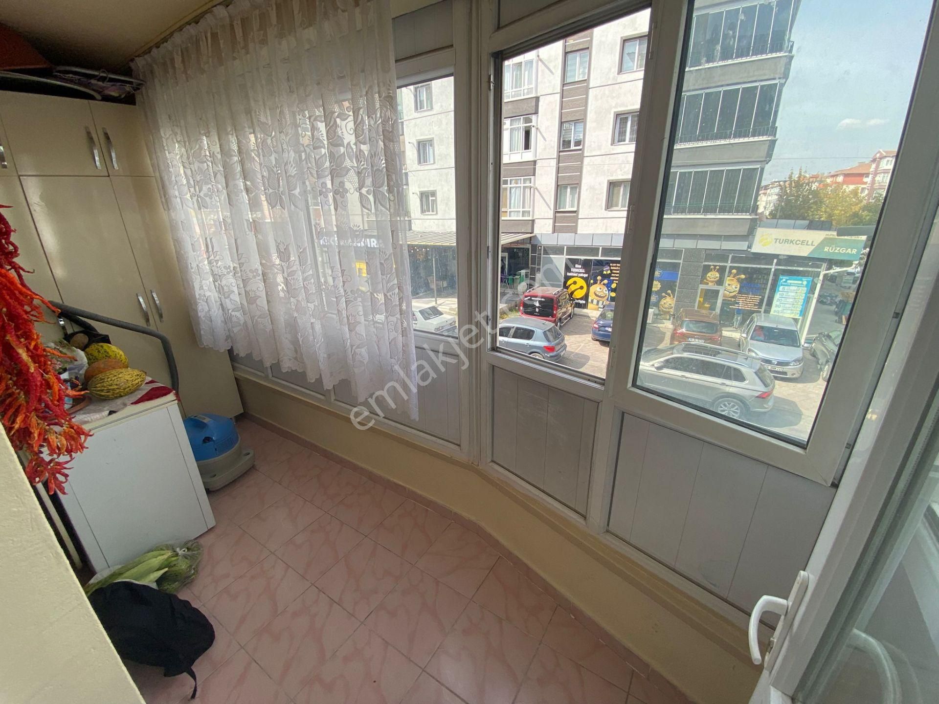 Pınarbaşı Mh 3+1 Ara Katta Asansörlü Cadde Üzerinde Daire - Görsel 33