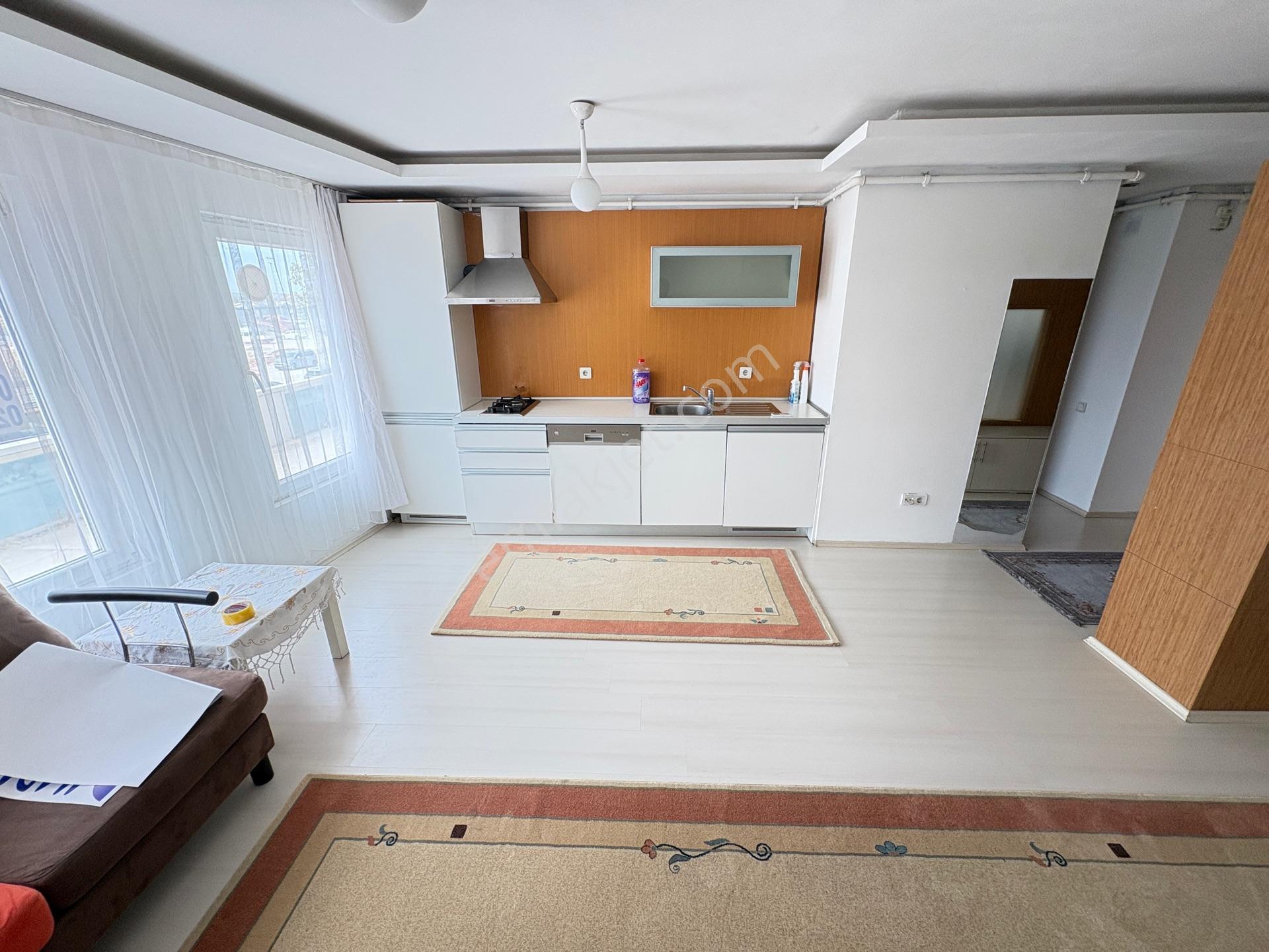 Marmara'dan İstasyon Mahallesi 1+1 Eşyalı Daire - Görsel 9