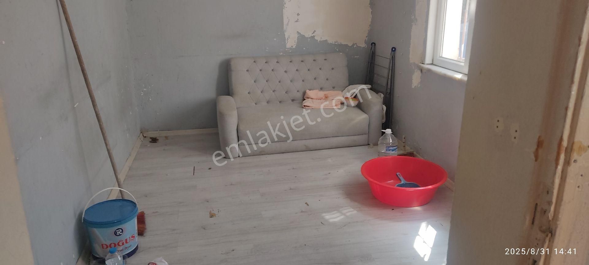 Gaziosmanpaşa Da Satılık İki Katlı Müstakil Ev - Görsel 24