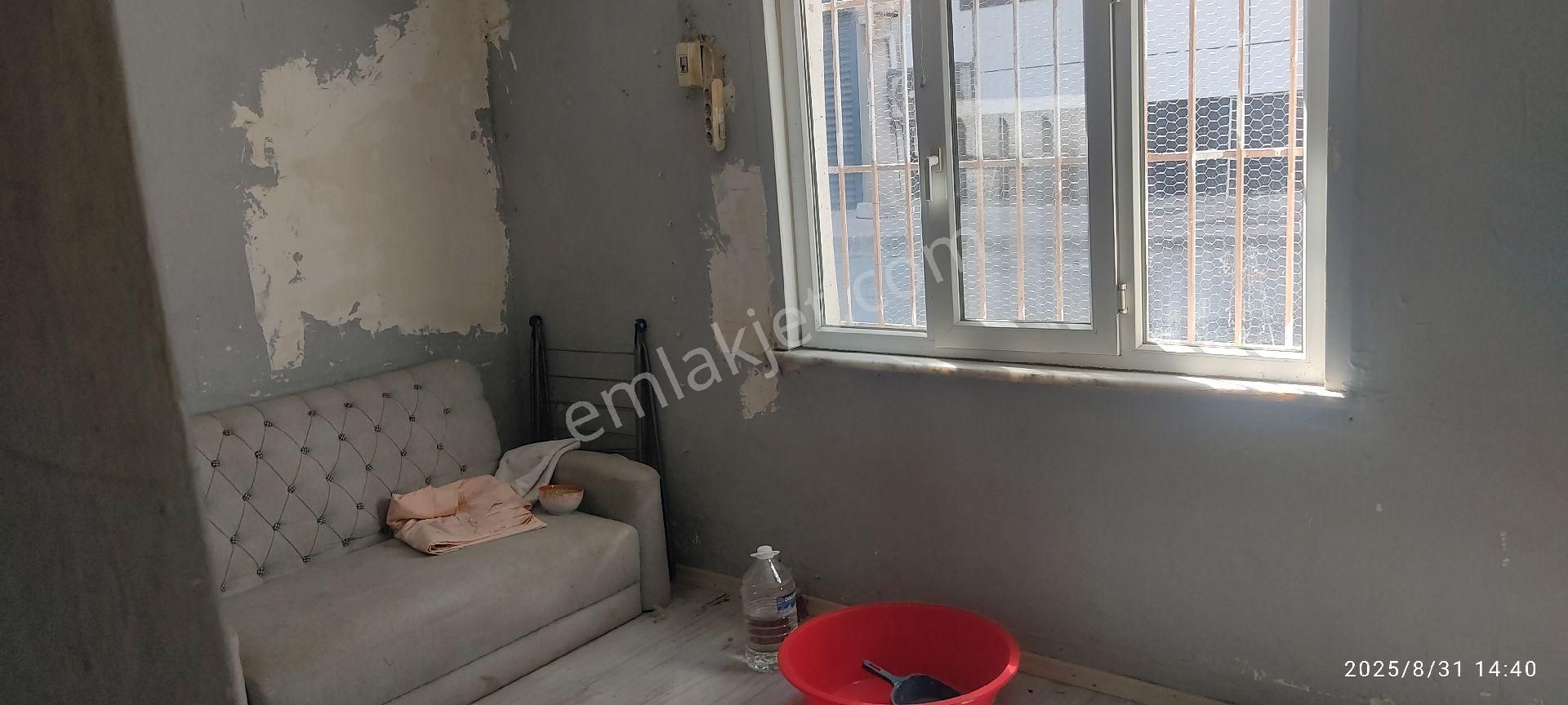 Gaziosmanpaşa Da Satılık İki Katlı Müstakil Ev - Görsel 19