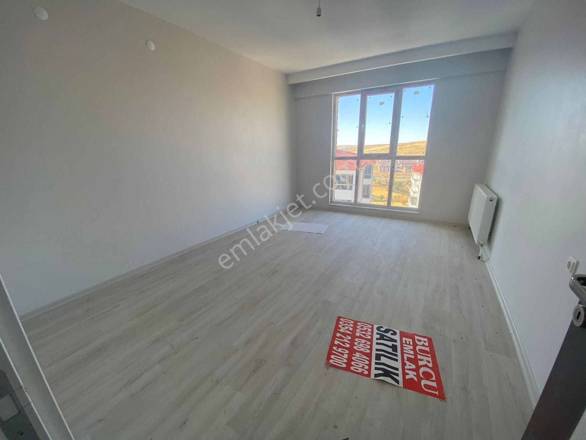 **üniversite Yolunda 3+1 Site İçerisinde Sıfır Satılık Daire** - Görsel 13