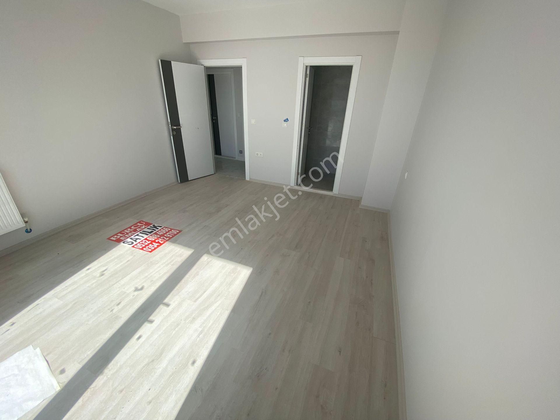 **üniversite Yolunda 3+1 Site İçerisinde Sıfır Satılık Daire** - Görsel 5