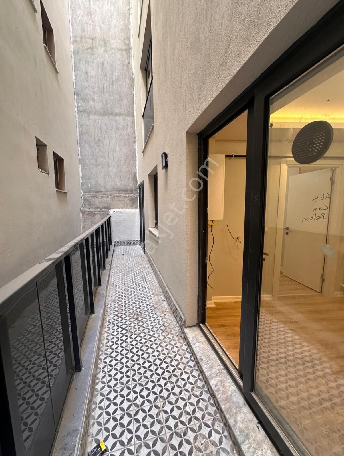 Buca Hürriyet Mah/de Satılık 1+1 Eşyalı Eşyasız Lüx Daireler - Görsel 9