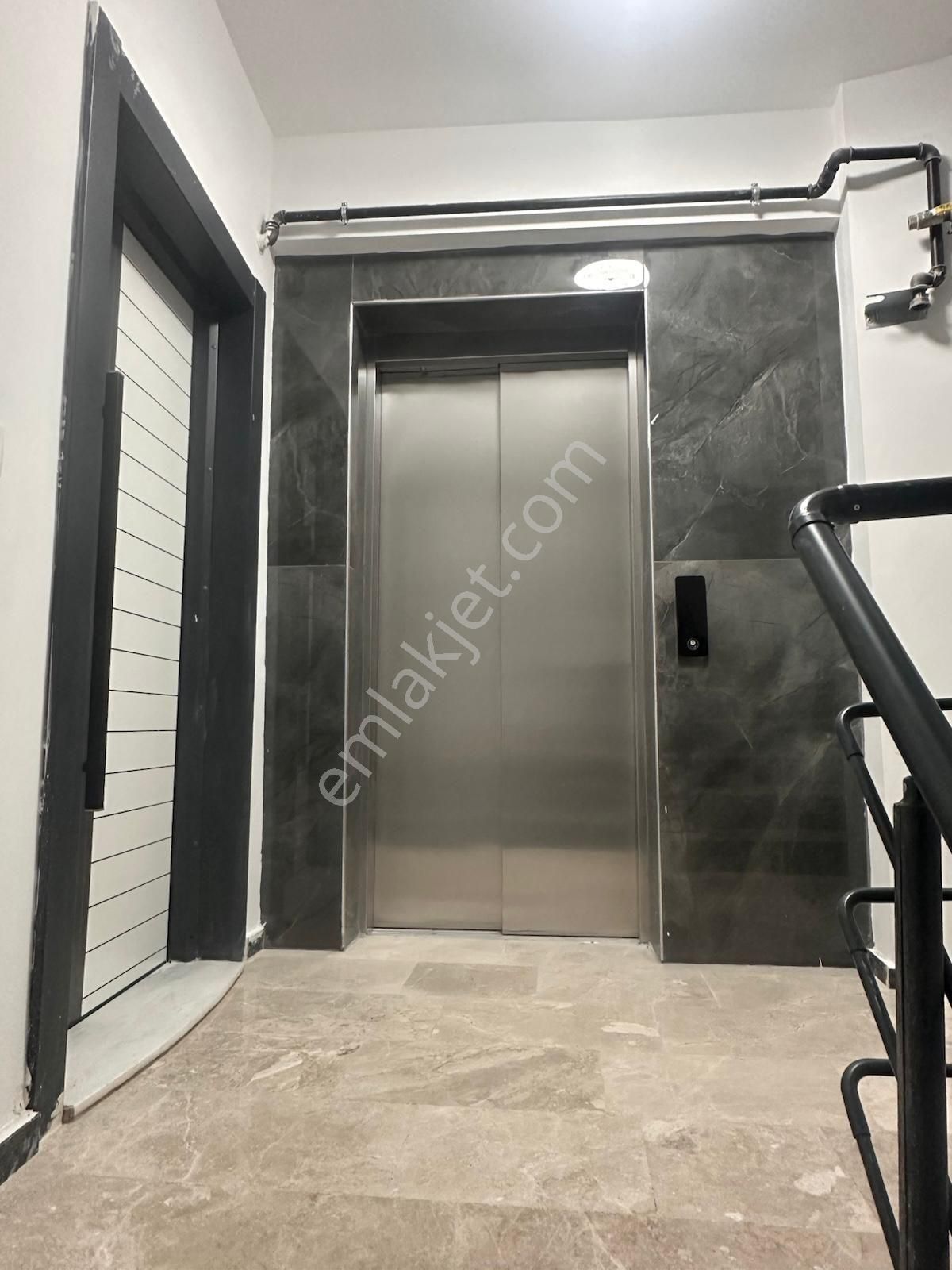 Buca Hürriyet Mah/de Satılık 1+1 Eşyalı Eşyasız Lüx Daireler - Görsel 10