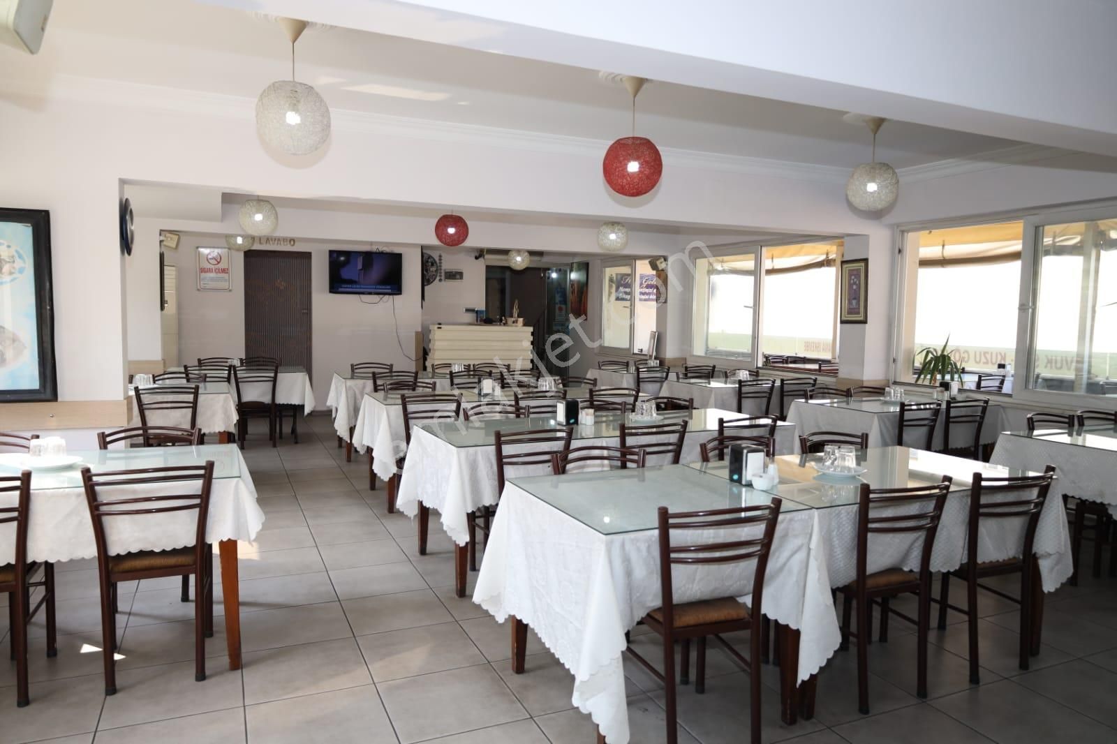 Denizli Merkezefendi Bayramyerinin Göbeğinde Devren Restaurant - Görsel 11