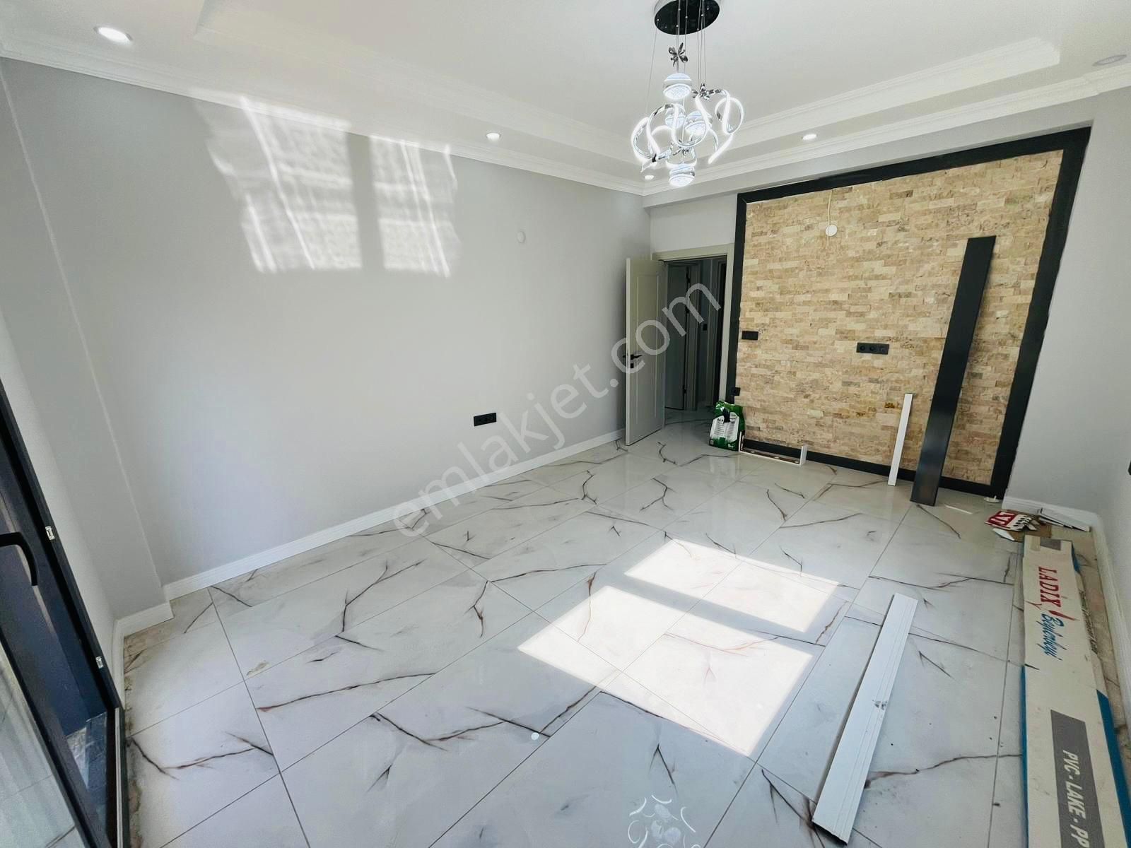 Parstan Gürede Yerden Isıtmalı Modern Geniş Bahçeli 4+1 Villa - Görsel 25