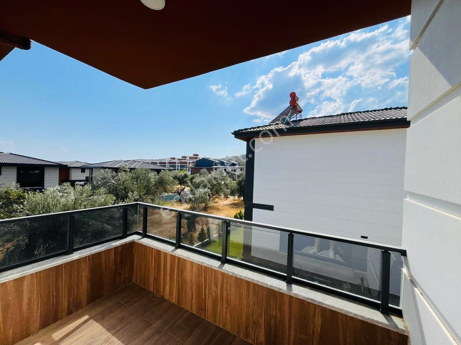 Parstan Gürede Yerden Isıtmalı Modern Geniş Bahçeli 4+1 Villa - Görsel 24