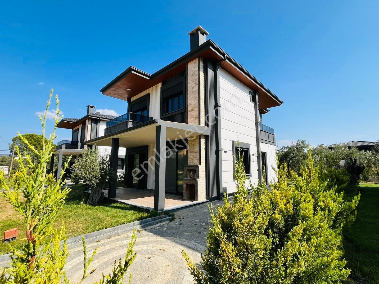 Parstan Gürede Yerden Isıtmalı Modern Geniş Bahçeli 4+1 Villa - Görsel 9