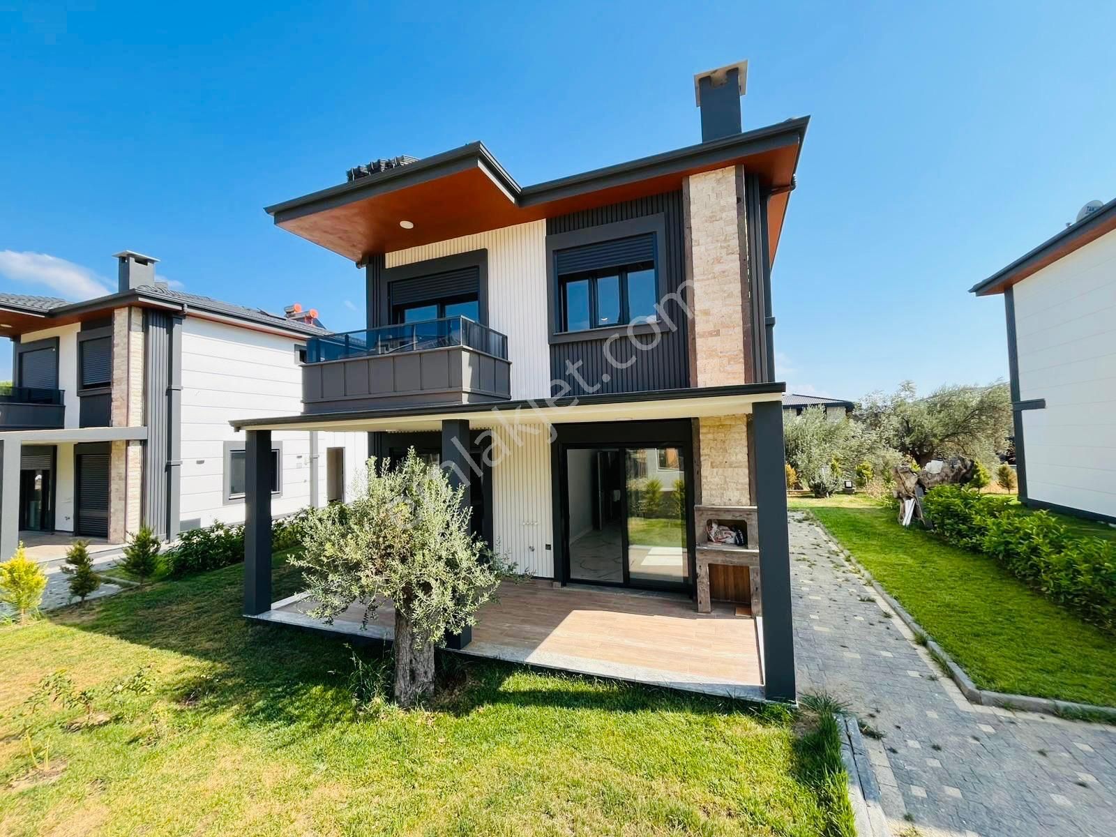 Parstan Gürede Yerden Isıtmalı Modern Geniş Bahçeli 4+1 Villa - Görsel 6