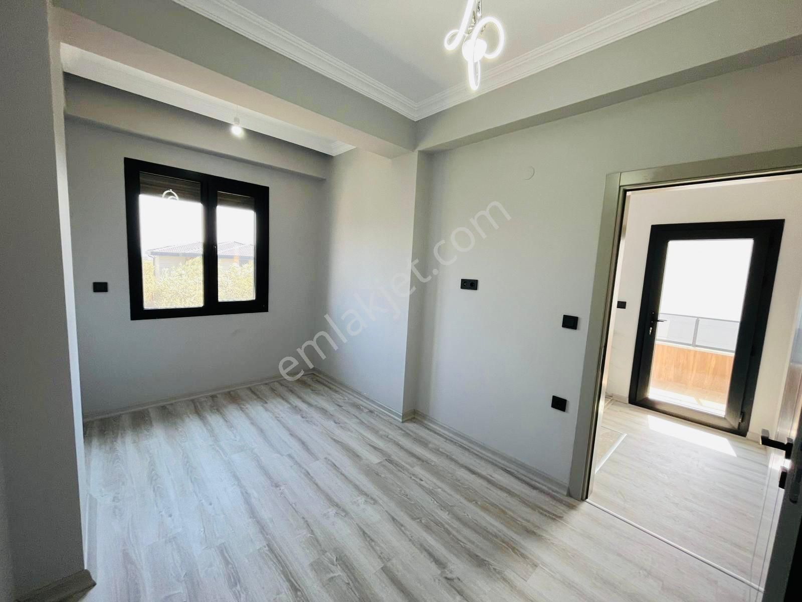 Parstan Gürede Yerden Isıtmalı Modern Geniş Bahçeli 4+1 Villa - Görsel 33