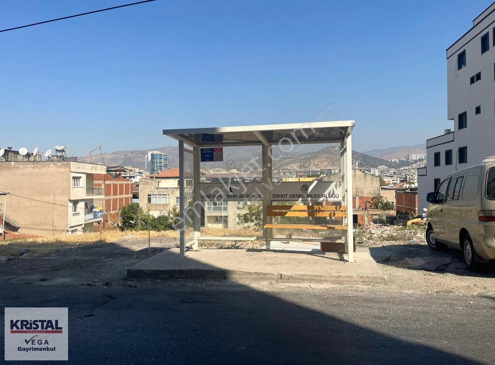 Bayraklı Emek Mahallesinde Geniş Teraslı 4+1 Dubleks Daire - Görsel 8