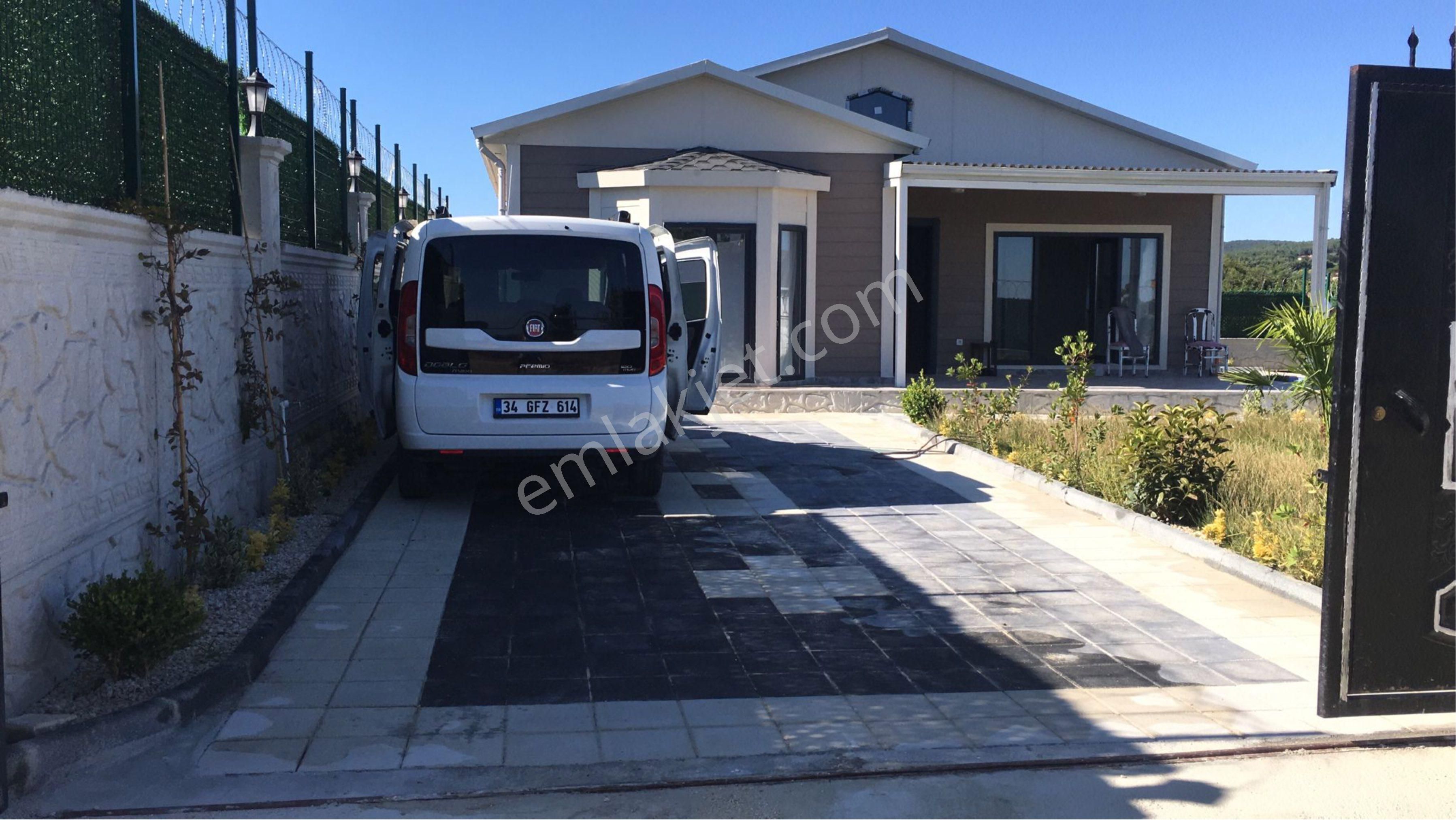 Çatalça Gökçeali 500m2 Satılık Arsa Havuzlu Otoparklı - Görsel 2