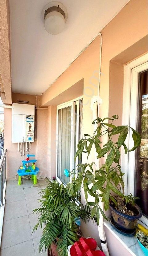 Karşıyaka Cumhuriyet Mahallesinde 3+1 Avantajlı Satılık Daire - Görsel 10