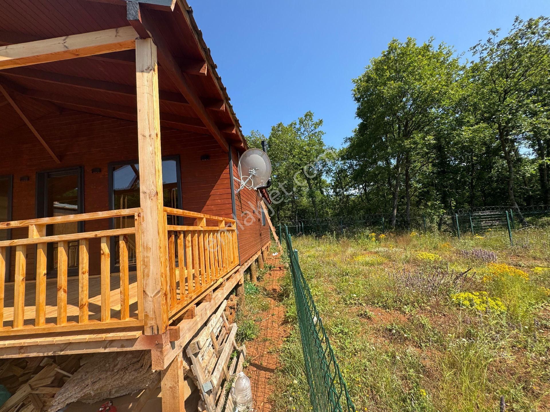 Çelik Yapı Gayrimenkul Den Acilll Satilik Yazlık Ev Site İçerisi