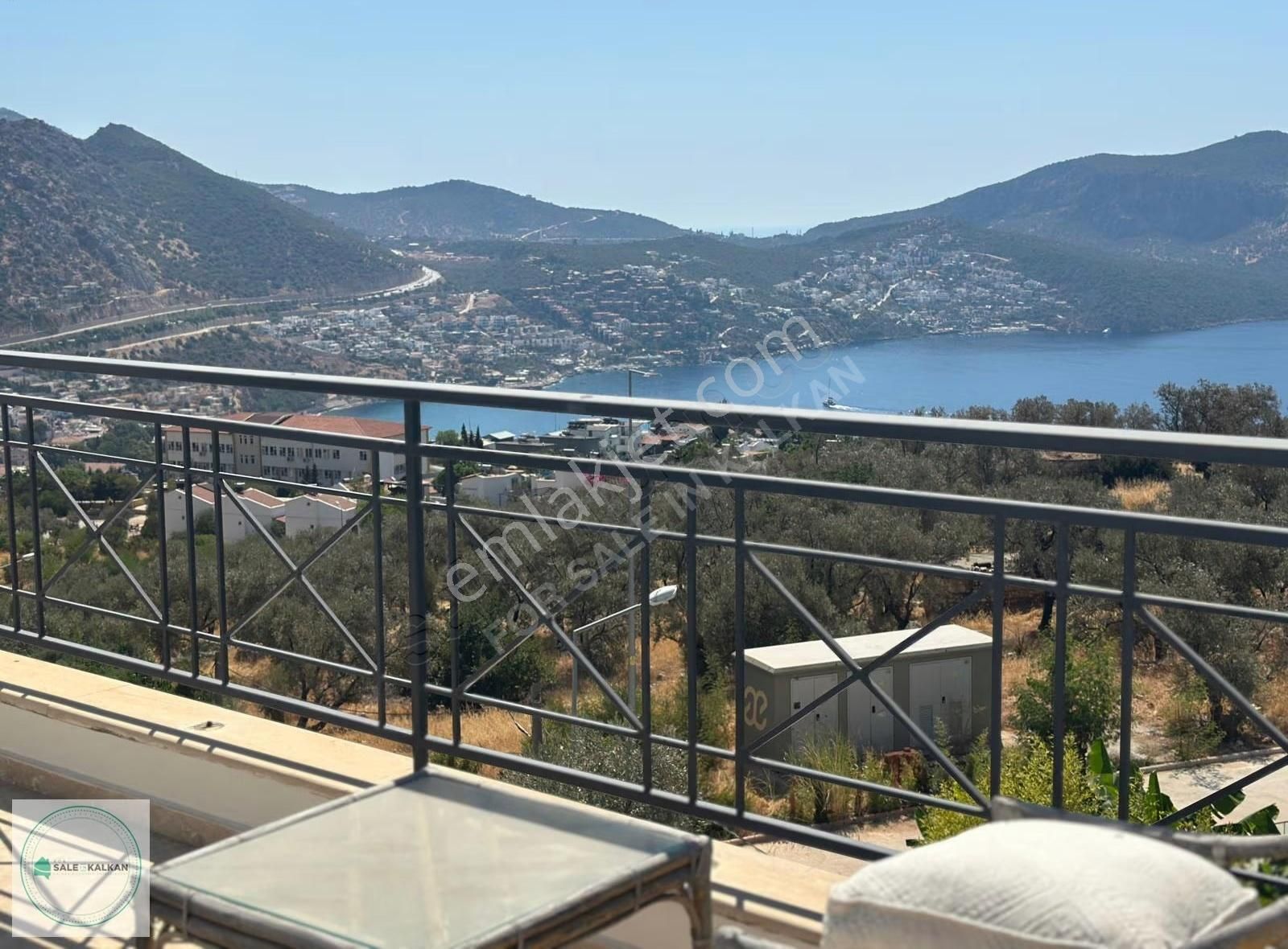 Merkezi Konumda Bağımsız Daireli Lüks Villa - Görsel 19