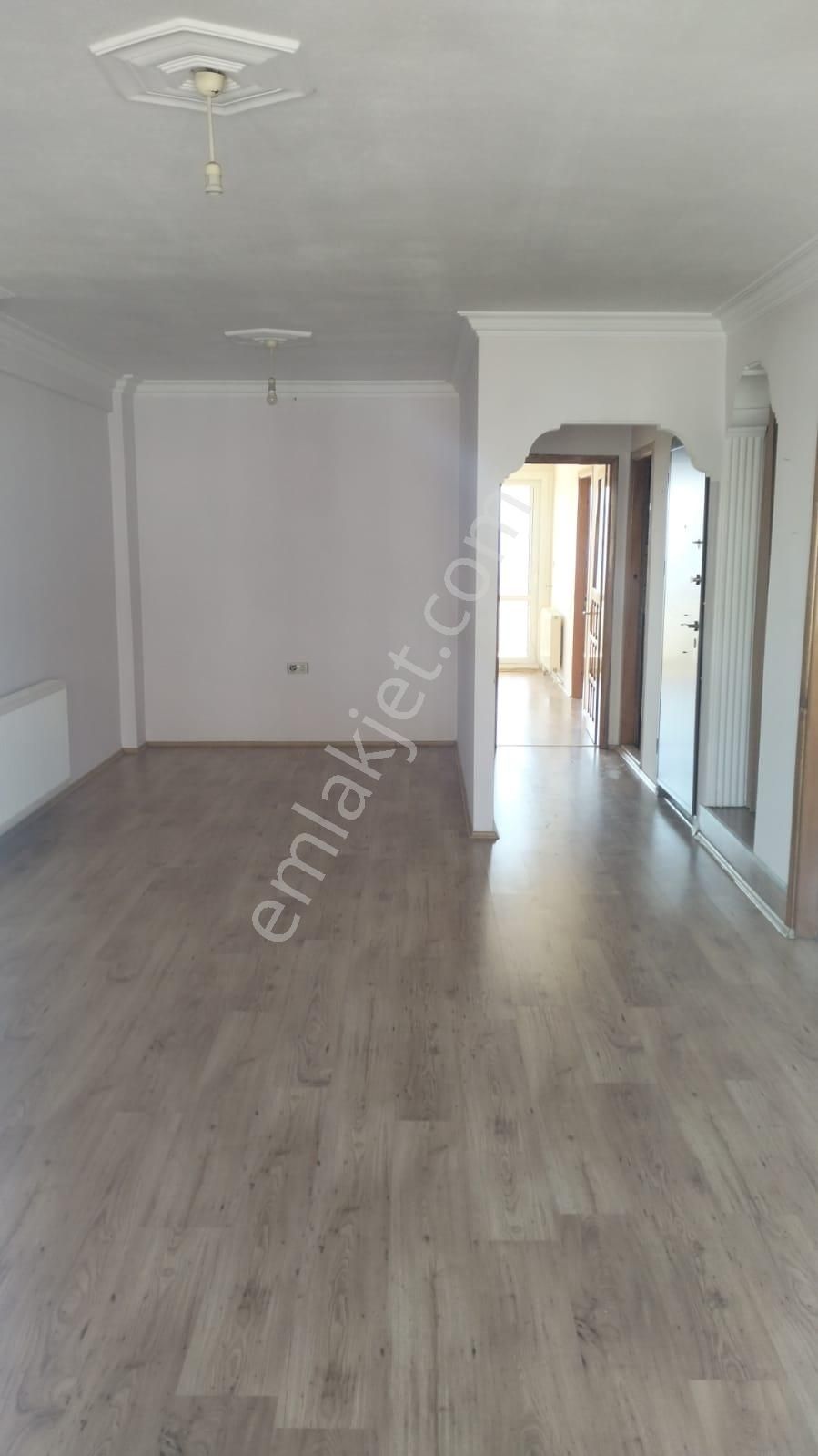Bornova Atatürk Mah. 4+1 Kiralık İçi Yapılı Manzaralı Dubleks Daire - Görsel 18