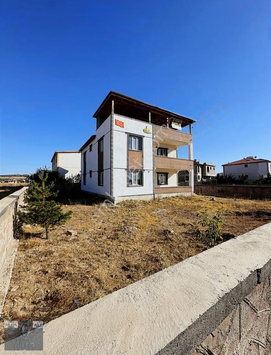 Gesi'de 580 M2 Arsalı 6+1 Odalı Satılık Triblex Natamam Villa - Görsel 9