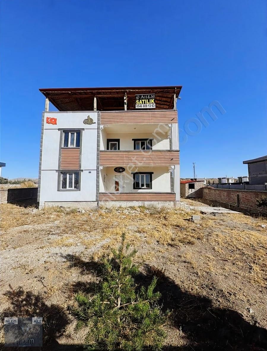 Gesi'de 580 M2 Arsalı 6+1 Odalı Satılık Triblex Natamam Villa - Görsel 8