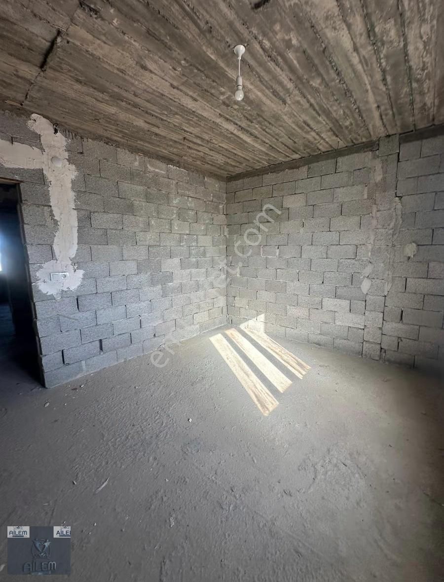 Gesi'de 580 M2 Arsalı 6+1 Odalı Satılık Triblex Natamam Villa - Görsel 4