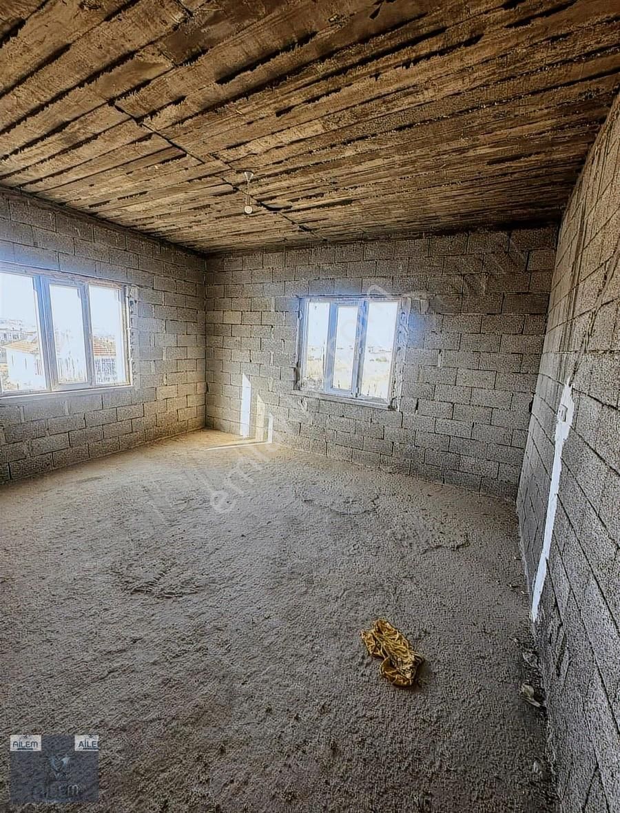 Gesi'de 580 M2 Arsalı 6+1 Odalı Satılık Triblex Natamam Villa - Görsel 19