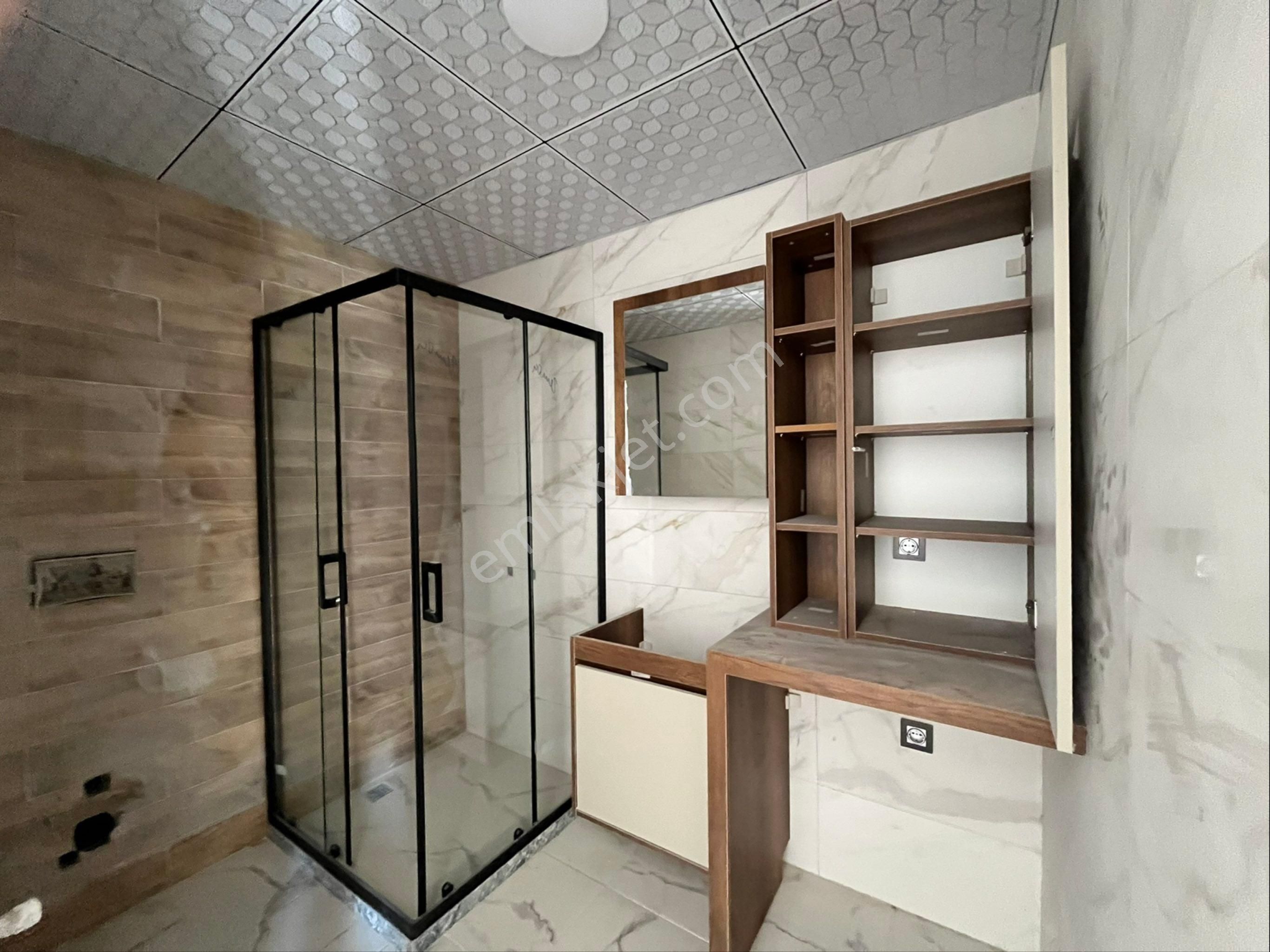 Karşıyaka İmbatlı’da Müstakil Girişli Satılık 1 + 1 Ofis - Görsel 15