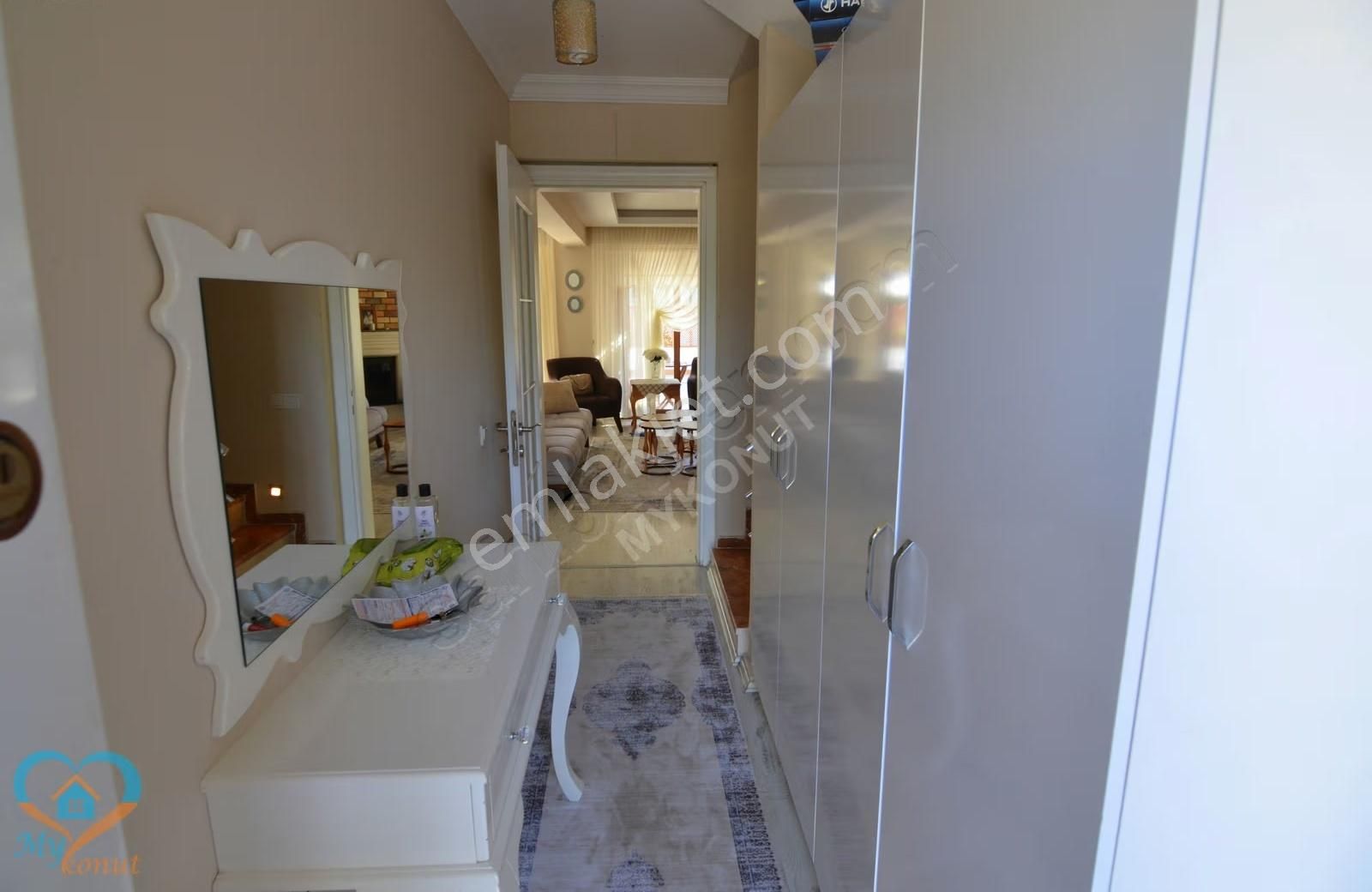 Mykonut'tan Babataşı'nda Sahile 250mt.havuzlu 5+1 Müstakil Villa - Görsel 3