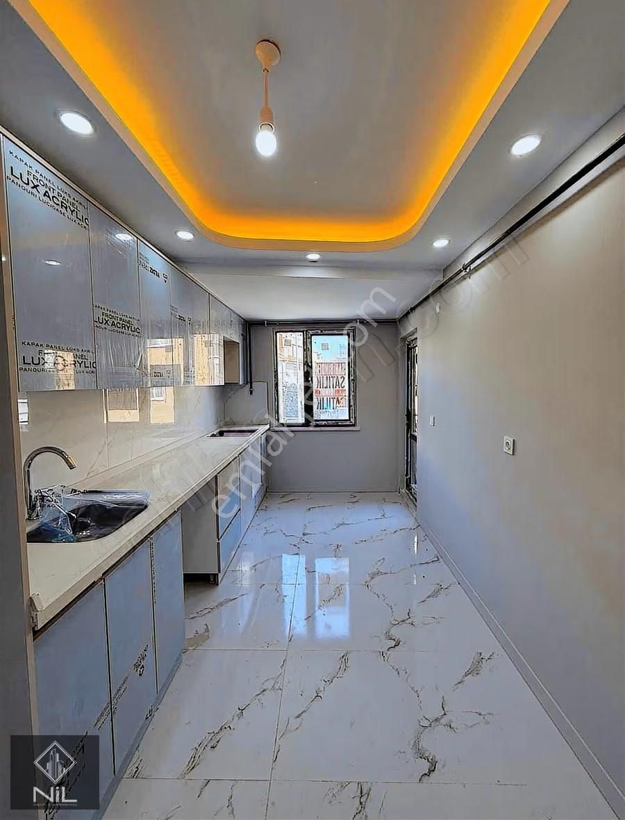 Belediye Konumunda Lüks 2+1 Ön Cephe Büyük Balkonlu Geniş Daire - Görsel 8