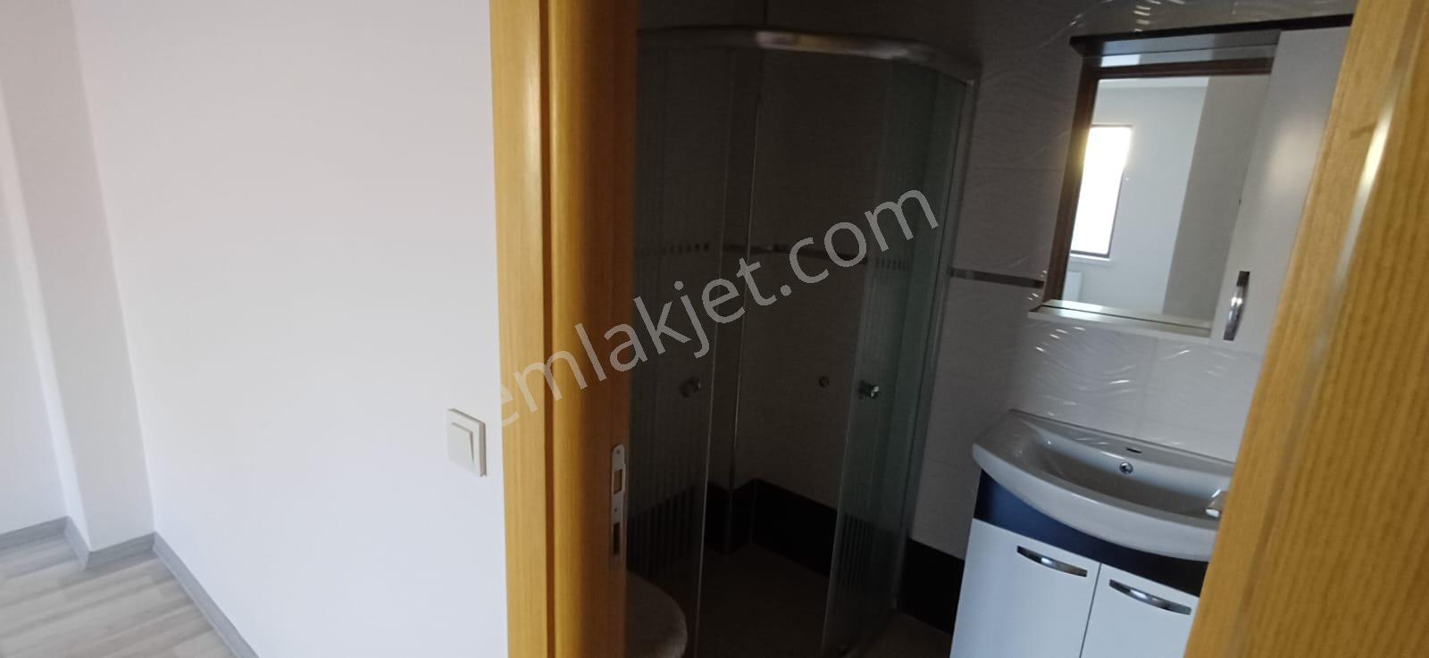 Kırkkonaklar Da Hiç Oturulmamış Katta 145 M2 Çift Banyolu 3+1 Satılık Daire - Görsel 15