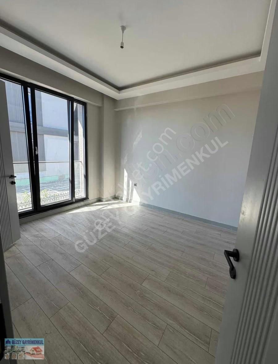 Göl Manzaralı Eşsiz Villa - Görsel 29