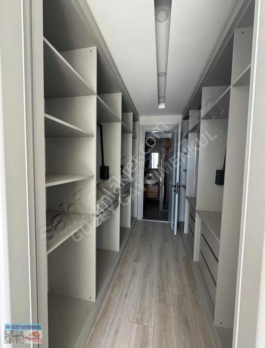 Göl Manzaralı Eşsiz Villa - Görsel 4