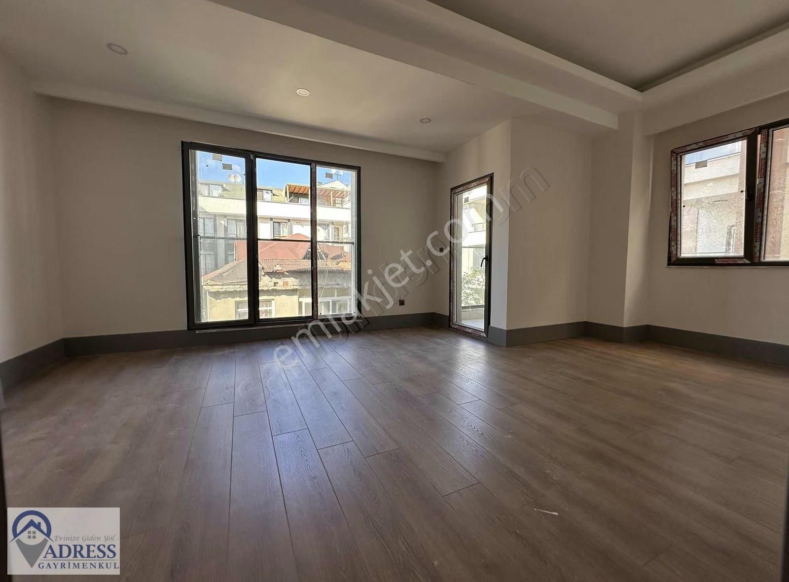 Adress Gayrimenkul Den Site İçinde Sıfır Binada ^3+1 - Görsel 7
