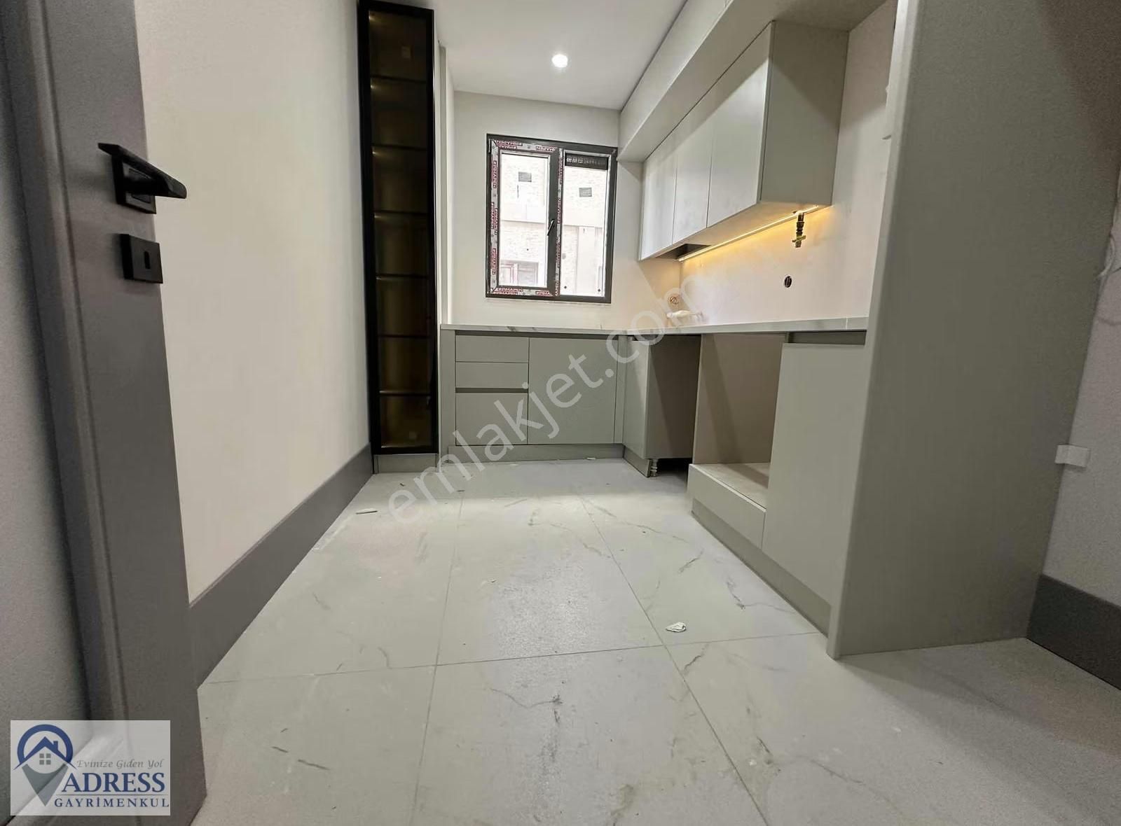 Adress Gayrimenkul Den Site İçinde Sıfır Binada ^3+1 - Görsel 17
