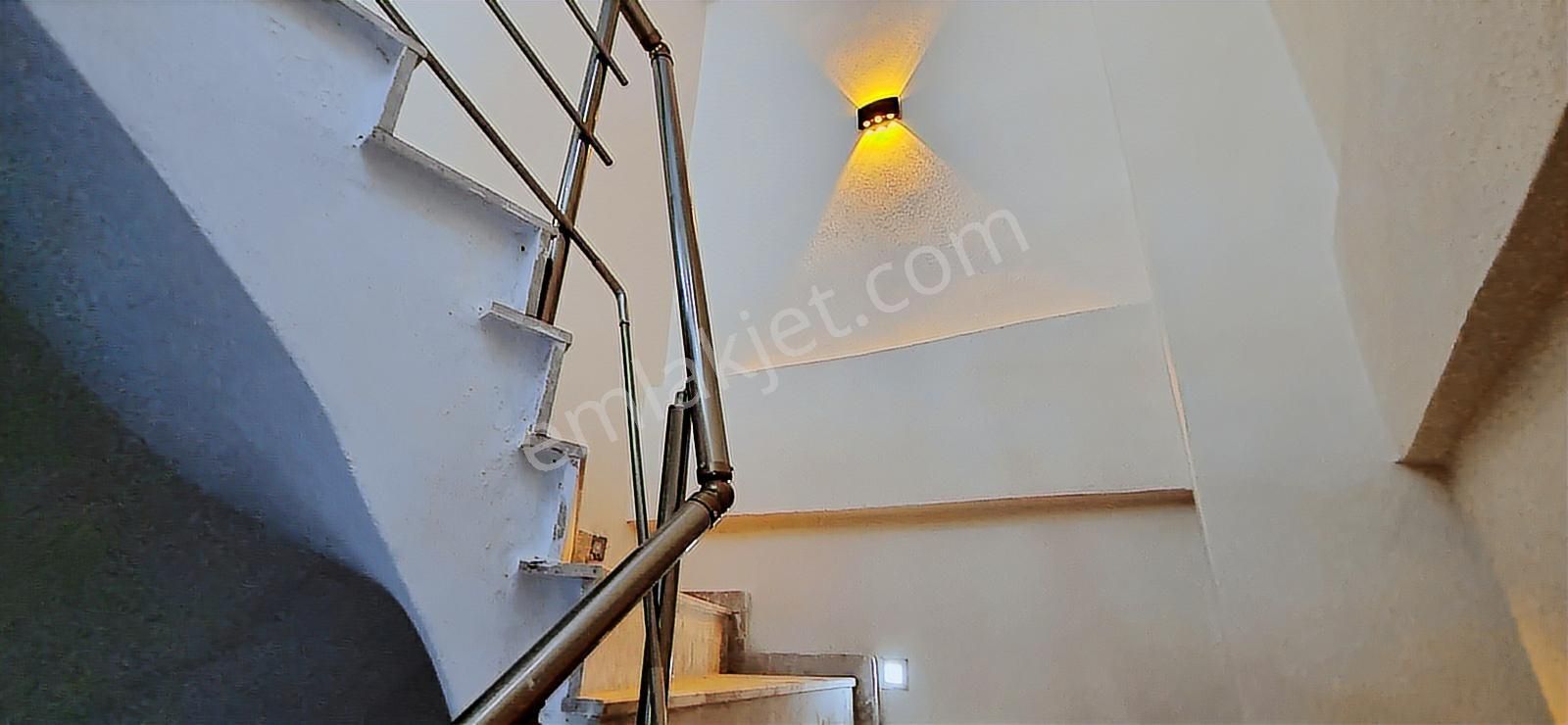 Menemen Esatpaşa Mh. Metro Yakını 120m2 3+1 Doğalgazlı Daire - Görsel 13