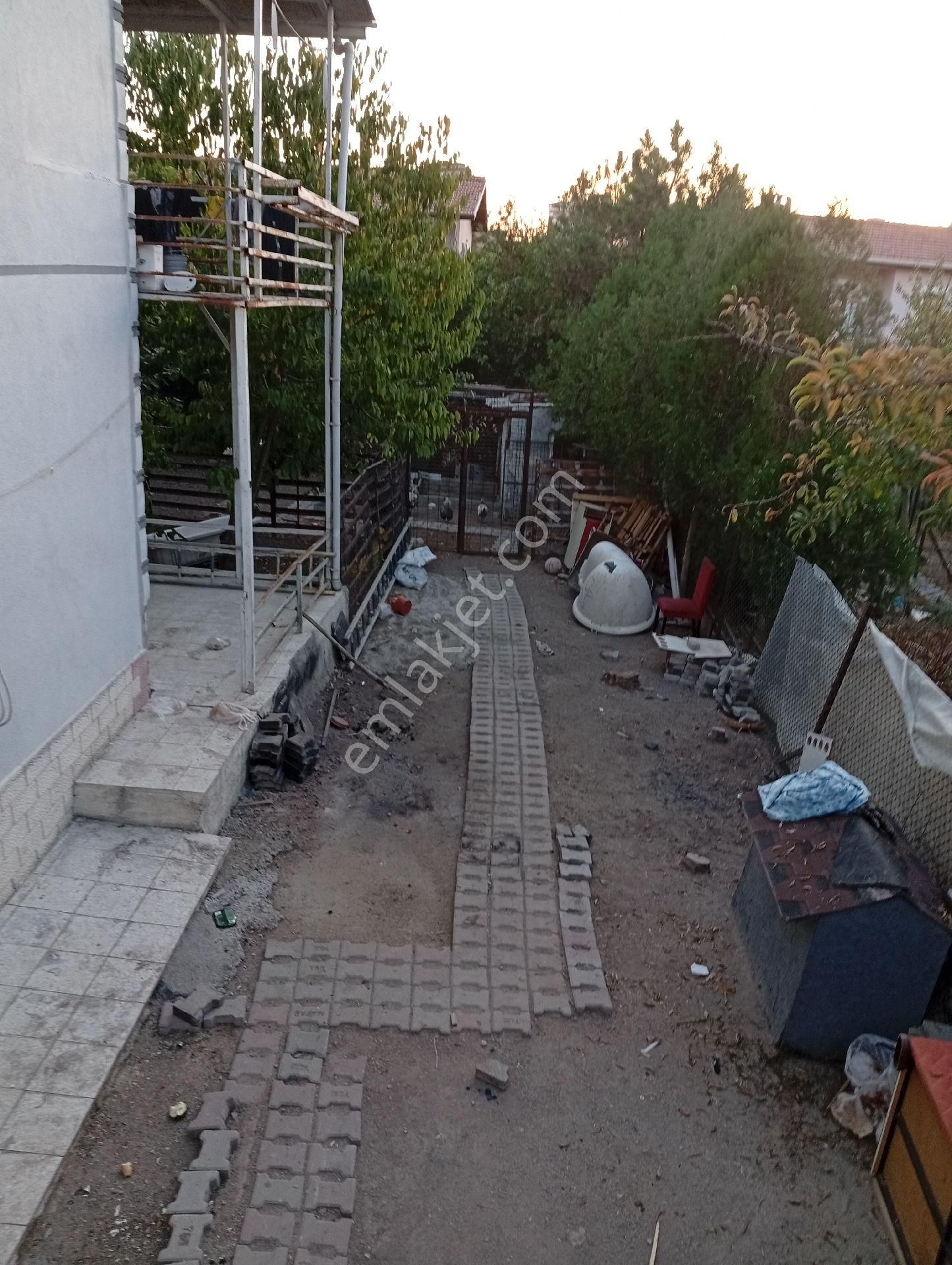 Satılık Müstakil İki Katlı Ev - Görsel 34