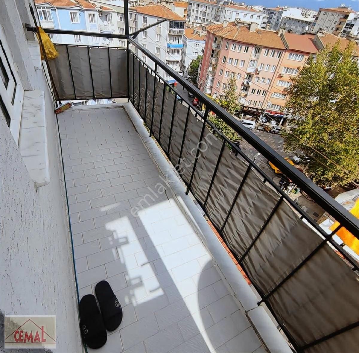 Cemal Emlak Bursa Yıldırım Çınarönü Tramway Son Durak Manzaralı - Görsel 31