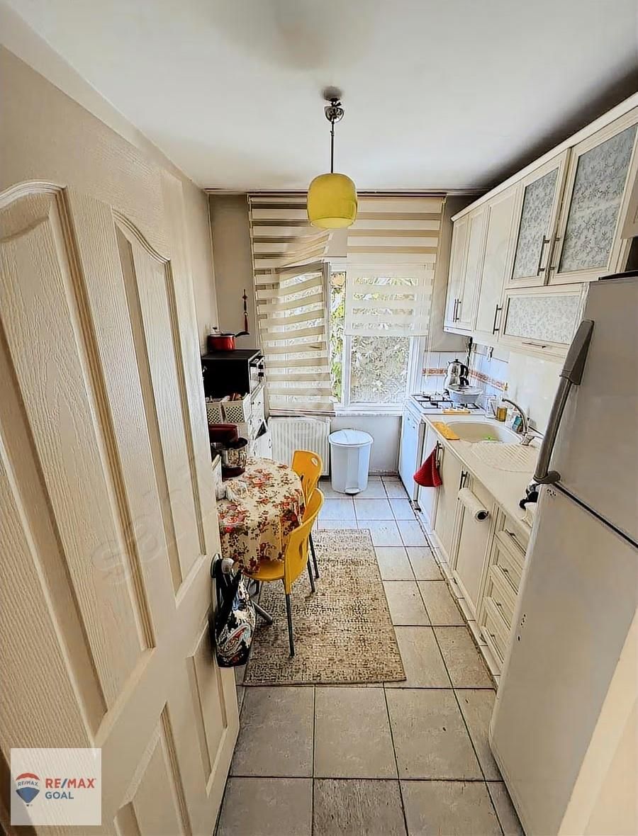 Kadıköy Merdivenköy 'ün En Değerli Konumunda Satılık 3+1 Daire - Görsel 8