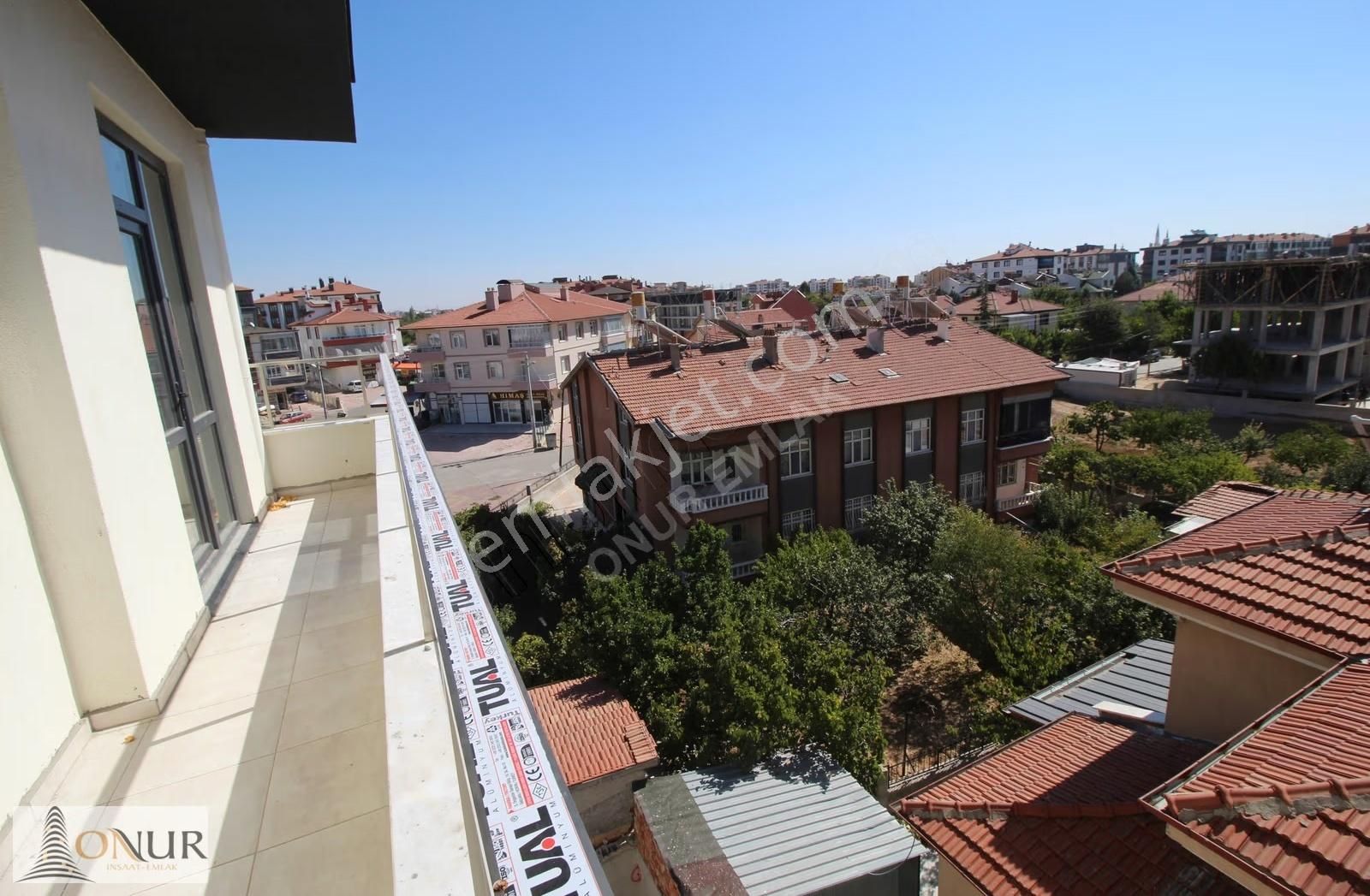 Onur Emlak Meram Fen Lisesi Yakını 3+1 Satılık Daireler - Görsel 3