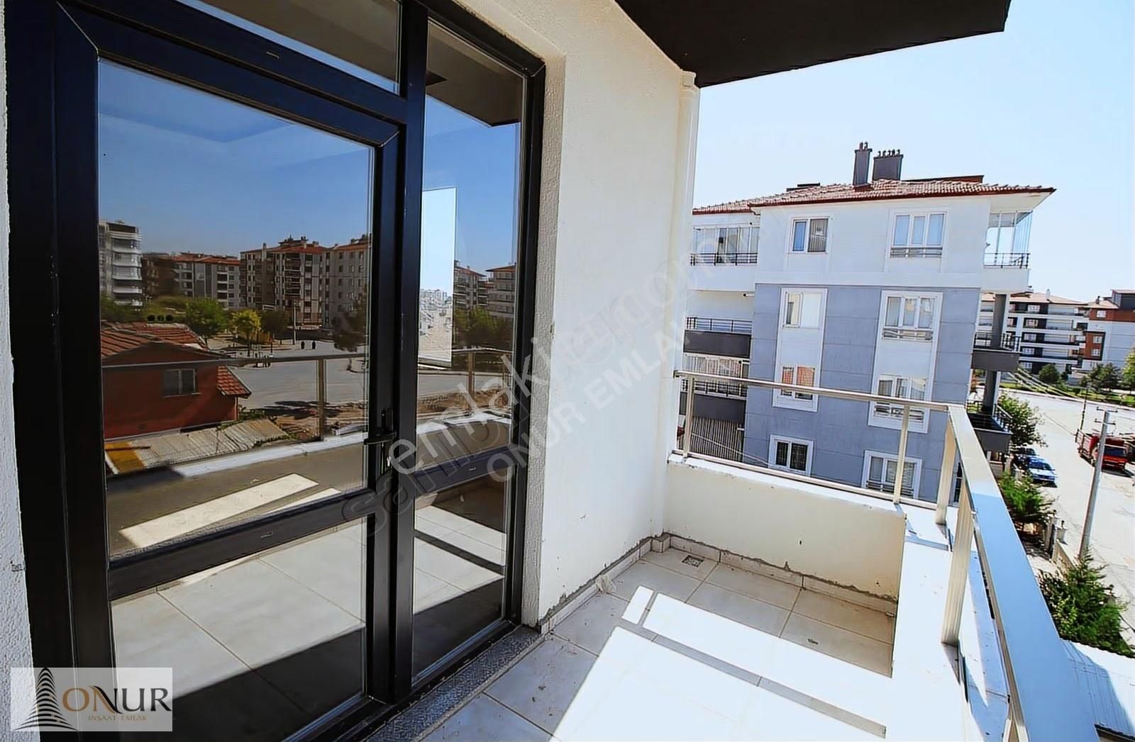 Onur Emlak Meram Fen Lisesi Yakını 3+1 Satılık Daireler - Görsel 21