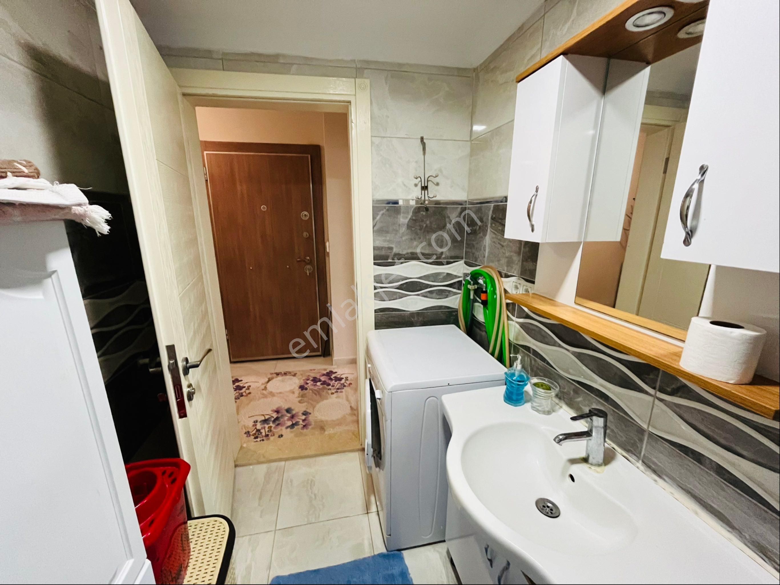 Altınoluk Kazdağları Eteklerinde 5 Yıllık Bina Da Yüksek Giriş 3+1 Açık Mutfaklı Daire - Görsel 23