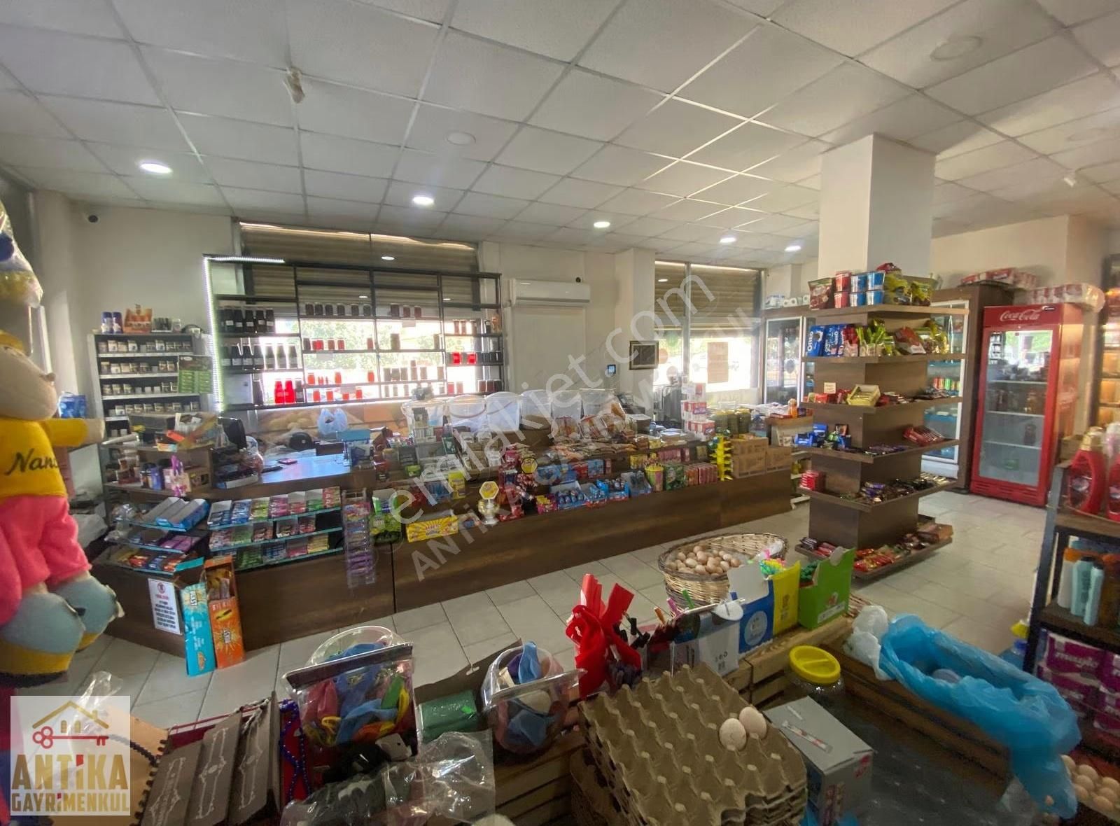 Antikadan Süleyman D. Mah. Satılık Köşe Konumda Kiracılı Dükkan - Görsel 3