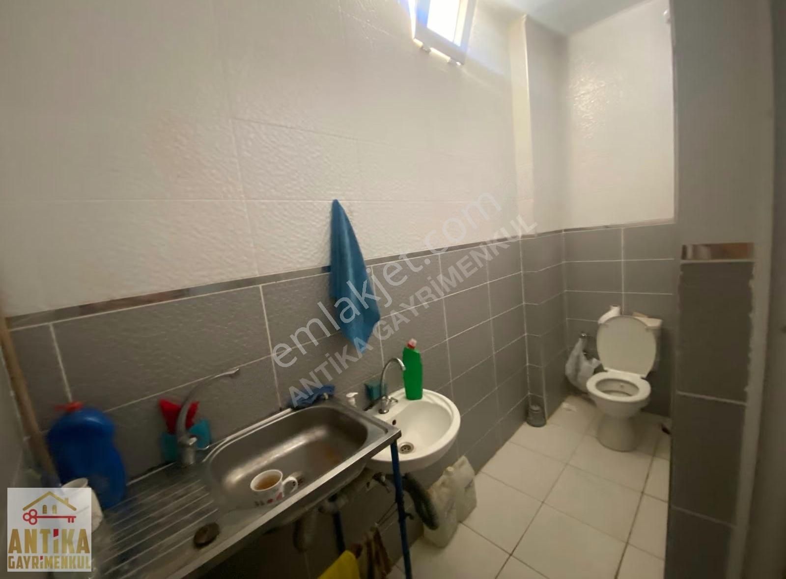 Antikadan Süleyman D. Mah. Satılık Köşe Konumda Kiracılı Dükkan - Görsel 6