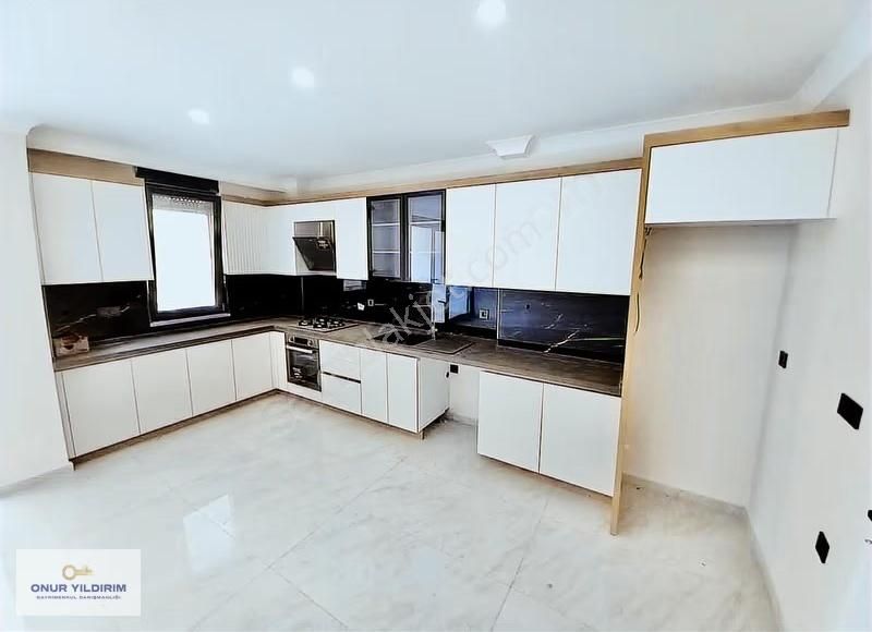 Onur Yıldırımdan Avcılarda Denize Sadece 5 Adım Şahane 3+1 Villa - Görsel 13