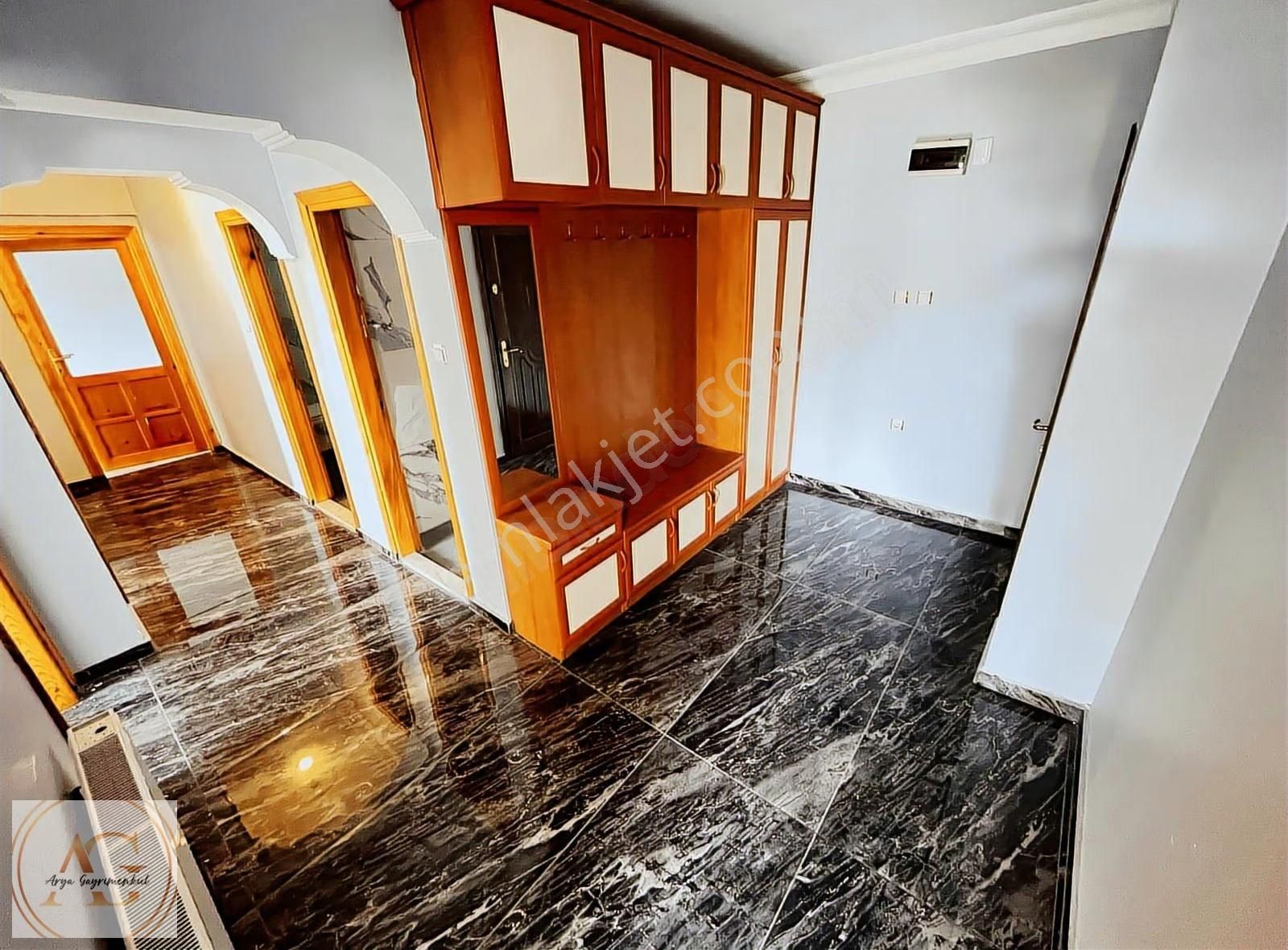 Arya'dan Doktorlar Sitesi Mevkii 3+1 Arakat Doğalgazlı Daire - Görsel 2